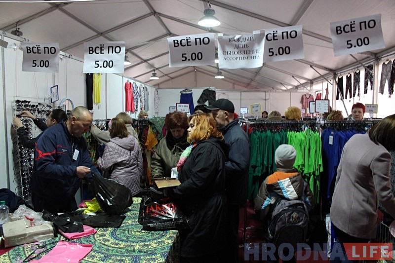 Аляксандр Саладуха на Савецкай плошчы адкрыў буйную выставу-кірмаш "КРЯК" Аляксандр Саладуха на Савецкай плошчы адкрыў буйную выставу-кірмаш "КРЯК"