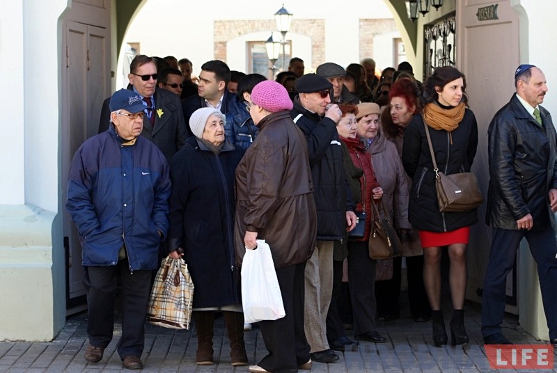 "Аднавіць рысы іх твараў". Гродзенскія яўрэі правялі "Марш Жыцця" "Аднавіць рысы іх твараў". Гродзенскія яўрэі правялі "Марш Жыцця"