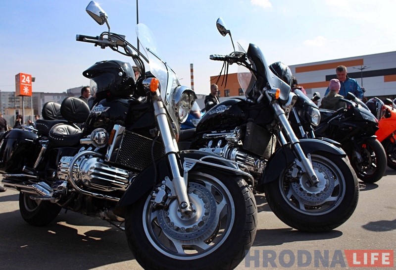 "Каб адкаталі ўвесь сезон у задавальненне". Сотні байкераў адкрылі новы мотасезон у Гродне "Каб адкаталі ўвесь сезон у задавальненне". Сотні байкераў адкрылі новы мотасезон у Гродне