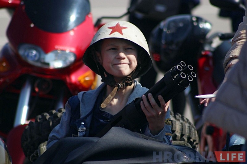 "Каб адкаталі ўвесь сезон у задавальненне". Сотні байкераў адкрылі новы мотасезон у Гродне "Каб адкаталі ўвесь сезон у задавальненне". Сотні байкераў адкрылі новы мотасезон у Гродне