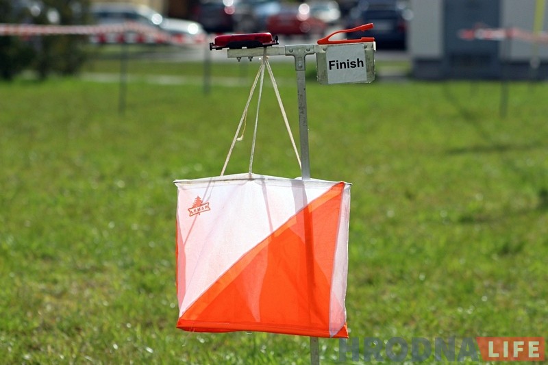 "Адкрыты Кубак Гродна - 2017" па спартовым арыентаванні праходзіць у горадзе і ваколіцах нягледзячы на кепскае надвор'е "Адкрыты Кубак Гродна - 2017" па спартовым арыентаванні праходзіць у горадзе і ваколіцах нягледзячы на кепскае надвор'е