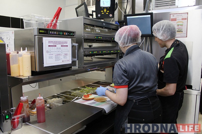 Першы, але не апошні. У Гродне ўрачыста адкрылі Burger King Першы, але не апошні. У Гродне ўрачыста адкрылі Burger King