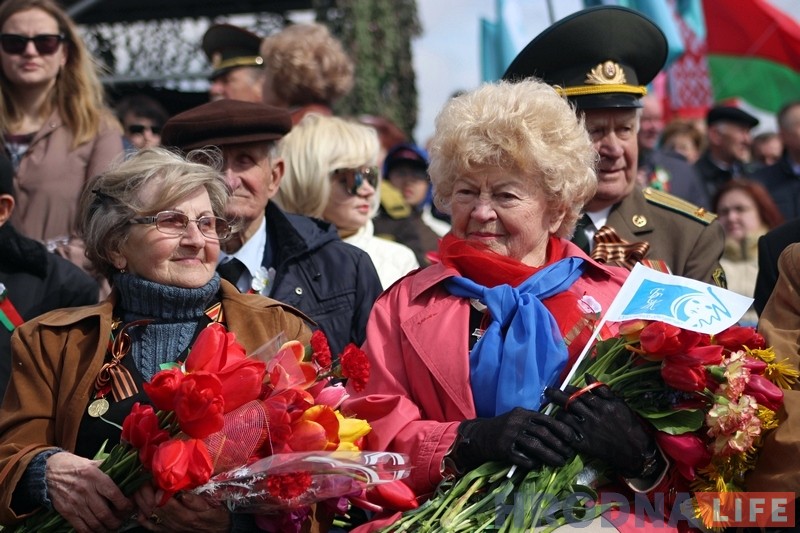 Фотарэпартаж: Гродна адзначае Дзень Перамогі Фотарэпартаж: Гродна адзначае Дзень Перамогі
