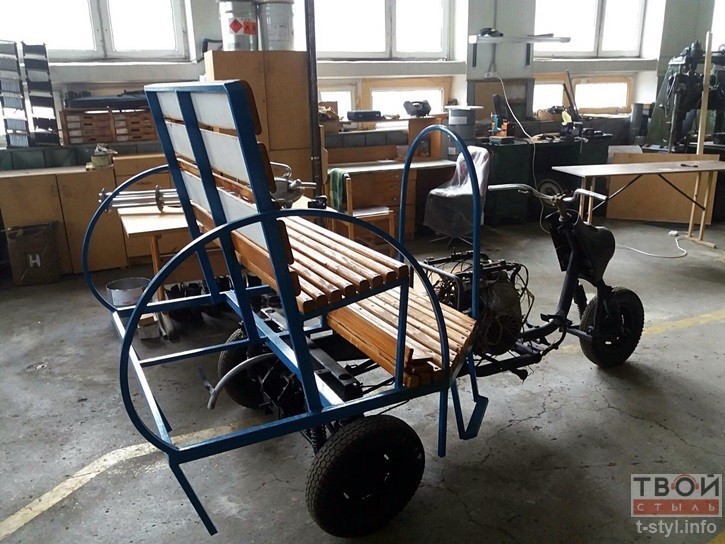 Аўтарэтраклуб "Вінтаж" прадставіў гродзенцам уласныя рыкшы Аўтарэтраклуб "Вінтаж" прадставіў гродзенцам уласныя рыкшы