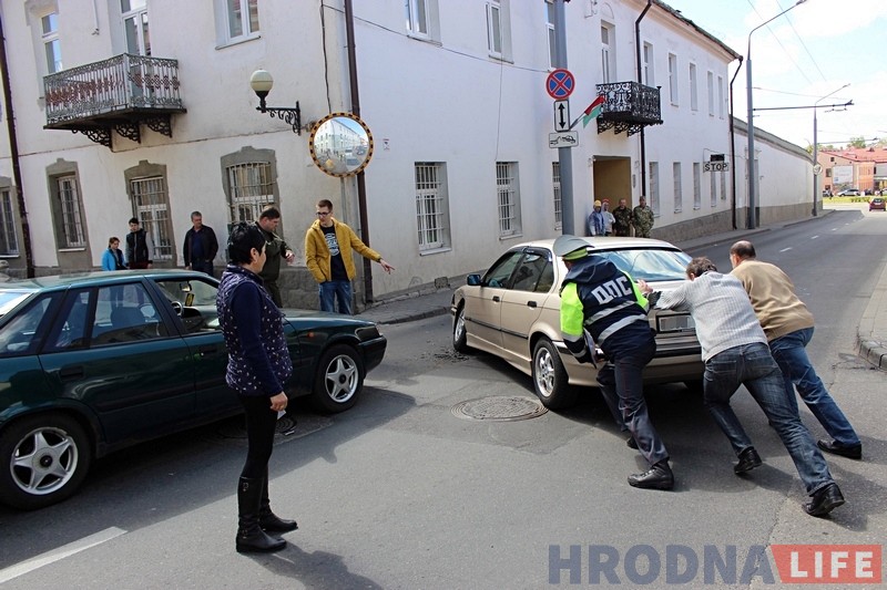 ДТЗ на вуліцы Кірава стала прычынай затору ў цэнтры Гродна ДТЗ на вуліцы Кірава стала прычынай затору ў цэнтры Гродна