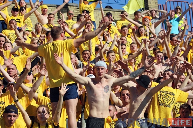 Брэсцкае "Дынама" ў Гродне стала ўладальнікам Кубка Беларусі Брэсцкае "Дынама" ў Гродне стала ўладальнікам Кубка Беларусі