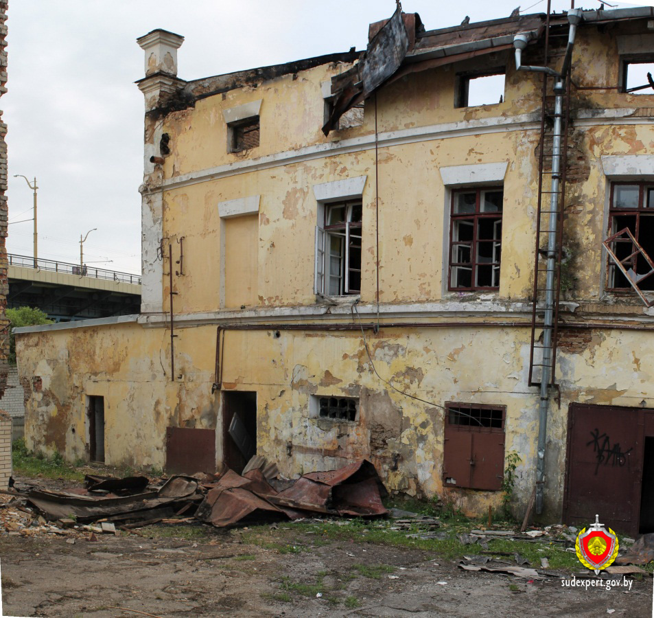 Эксперты падзяліліся здымкамі з пагарэлага піўзавода і папярэднімі высновамі аб прычынах пажару