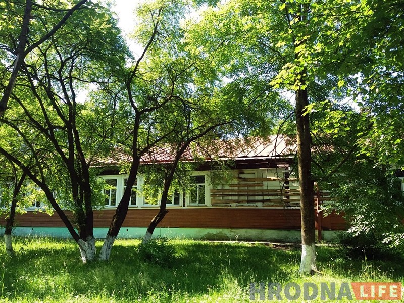 У драўляныя будынкі на Лермантава школа не вернецца: яна пераязджае на Дзяржынскага