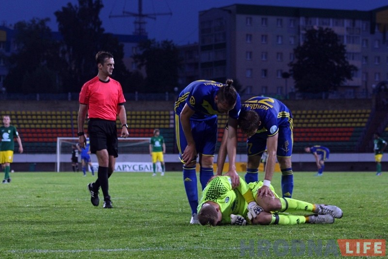 За такую каманду не сорамна! "Нёман" на сваім стадыёне ў сур'ёзнай барацьбе саступіў БАТЭ За такую каманду не сорамна! "Нёман" на сваім стадыёне ў сур'ёзнай барацьбе саступіў БАТЭ