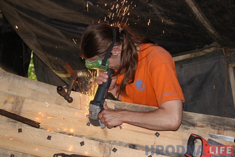 Гродзенец паводле старых чарцяжоў будуе ладдзю вікінгаў, каб даплыць да Балтыкі Гродзенец паводле старых чарцяжоў будуе ладдзю вікінгаў, каб даплыць да Балтыкі