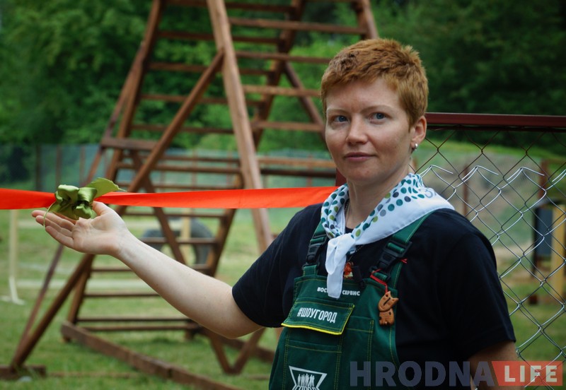 “Карыстайцеся, гэта для вас!” На Вішняўцы адсвяткавалі адкрыццё пляцоўкі для сабак