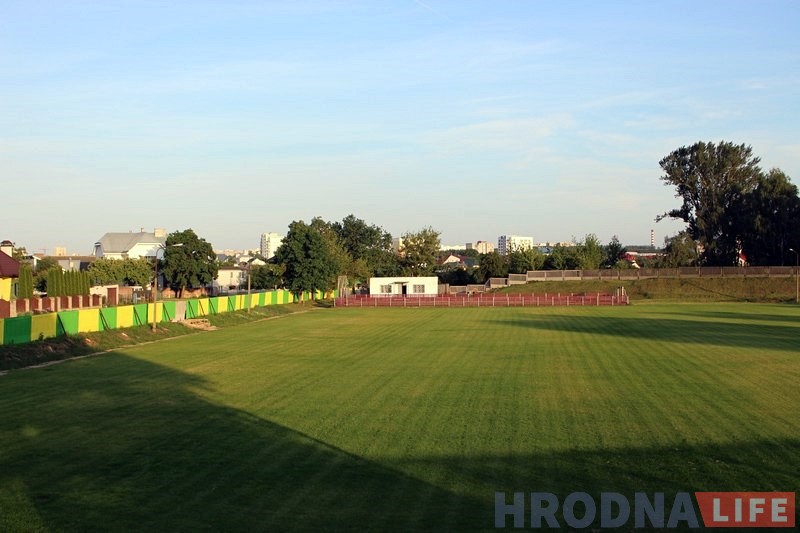 Стадыён "Абутнік" змянiўся і хутка прыме першыя трэніроўкі Стадыён "Абутнік" змянiўся і хутка прыме першыя трэніроўкі