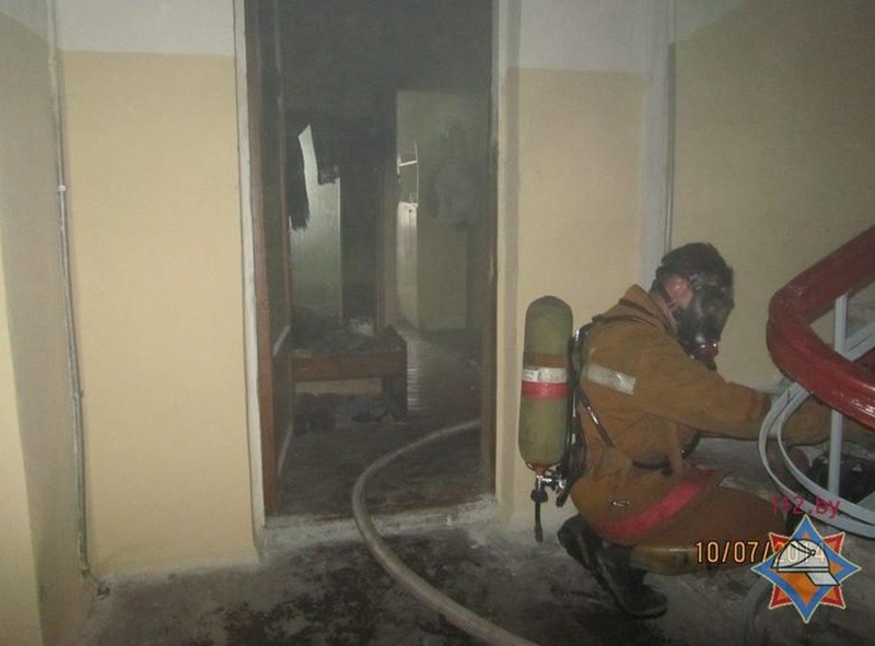 "Галоўная мэта - выратаваць чалавечае жыццё". Былы ратавальнік пра пажарную службу