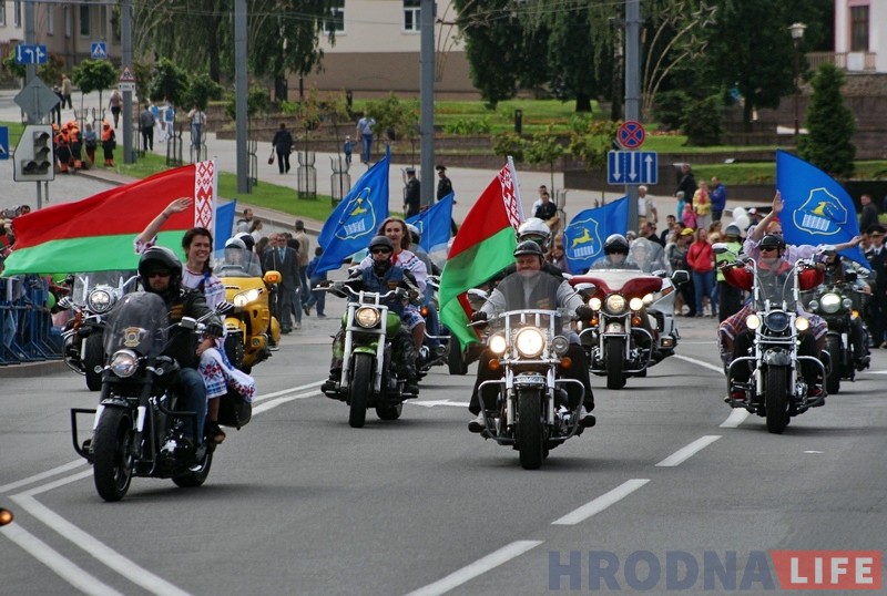 Фотарэпартаж: Гродна адзначае Дзень Незалежнасці Фотарэпартаж: Гродна адзначае Дзень Незалежнасці