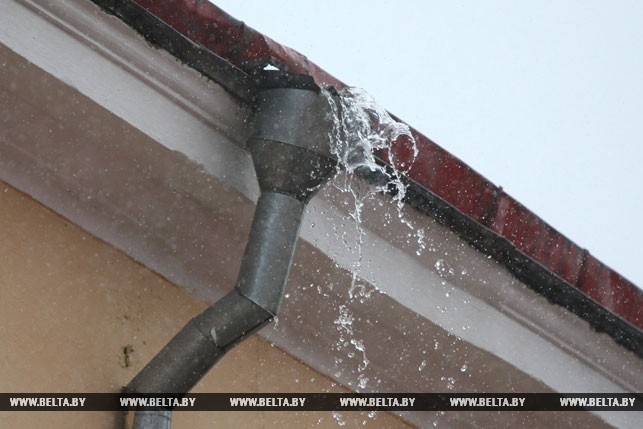 Моцныя дажджы працягваюць затапліваць Гродна Моцныя дажджы працягваюць затапліваць Гродна