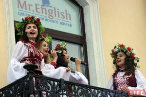 Рыбалка ў фантане, капусны боўлінг і “Цукровыя гульні”: цікавыя моманты з Дажынак у Скідзелі