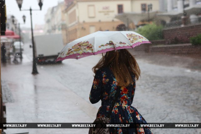 Моцныя дажджы працягваюць затапліваць Гродна Моцныя дажджы працягваюць затапліваць Гродна