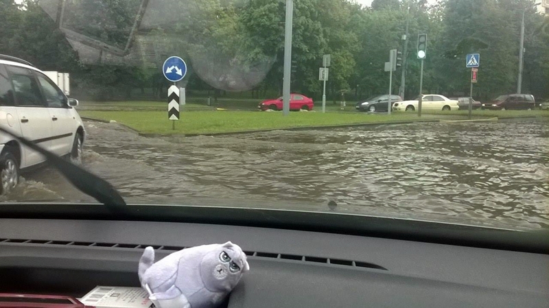 Наступствы моцнага дажджу ў Гродне: зноў затапіла вуліцы