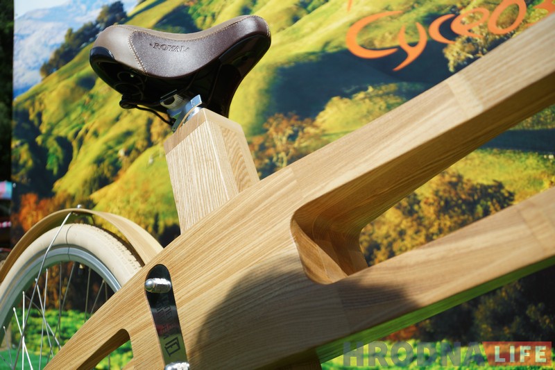 Драўляны ровар скарыў міні-марафон і сэрцы гледачоў на “Суседзях-2017”