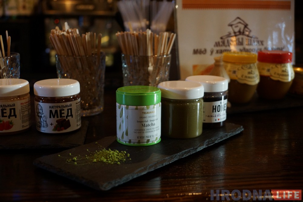 Ад бельгійскага шакаладу да беларускай самагонкі: як смакаваў Гродна сталічным гурманам