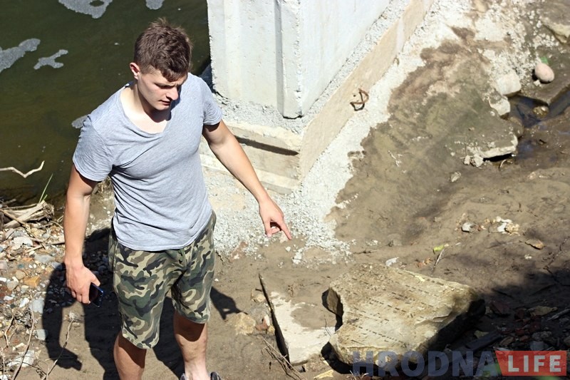 У Гараднічанцы зноў знайшлі надмагільную яўрэйскую пліту У Гараднічанцы зноў знайшлі надмагільную яўрэйскую пліту