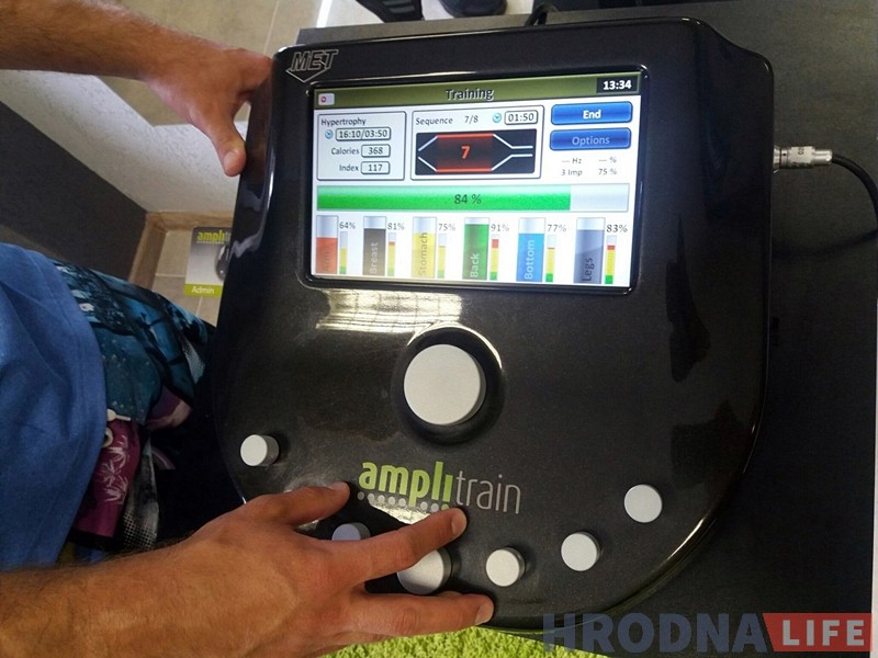 Новы фітнес у Гродне: 20-хвілінная EMS-трэніроўка можа замяніць 2 гадзіны ў трэнажорнай зале Новы фітнес у Гродне: 20-хвілінная EMS-трэніроўка можа замяніць 2 гадзіны ў трэнажорнай зале