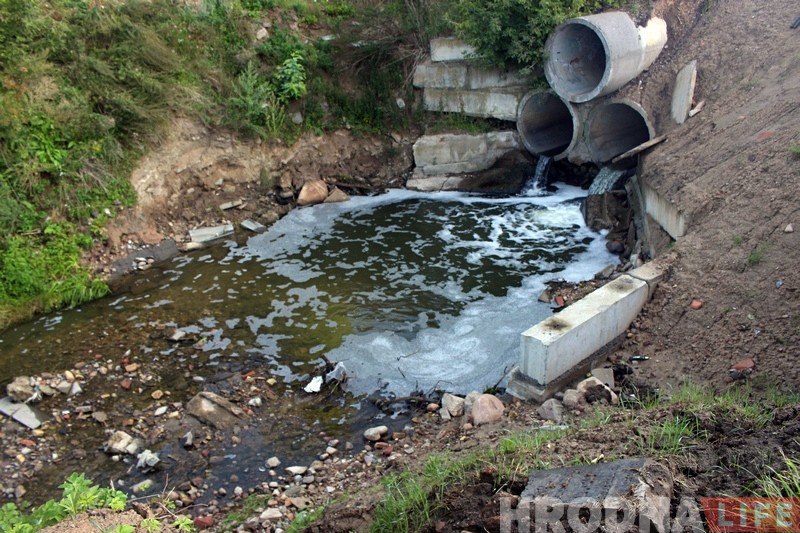 Гродзенцы працягваюць знаходзіць яўрэйскія надмагільныя пліты каля Гараднічанкі Гродзенцы працягваюць знаходзіць яўрэйскія надмагільныя пліты каля Гараднічанкі
