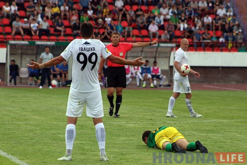 "Нёман" выпускае ў Гродне перамогу над "Іслаччу" "Нёман" выпускае ў Гродне перамогу над "Іслаччу"