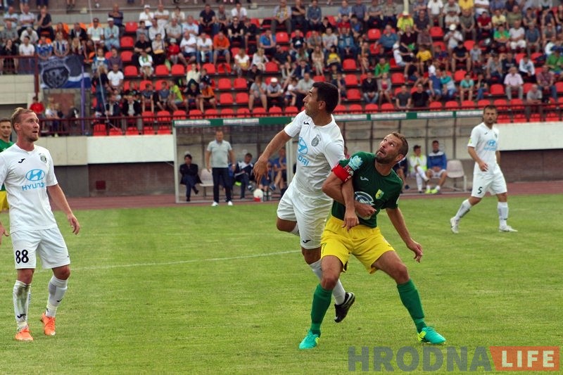 "Нёман" выпускае ў Гродне перамогу над "Іслаччу" "Нёман" выпускае ў Гродне перамогу над "Іслаччу"