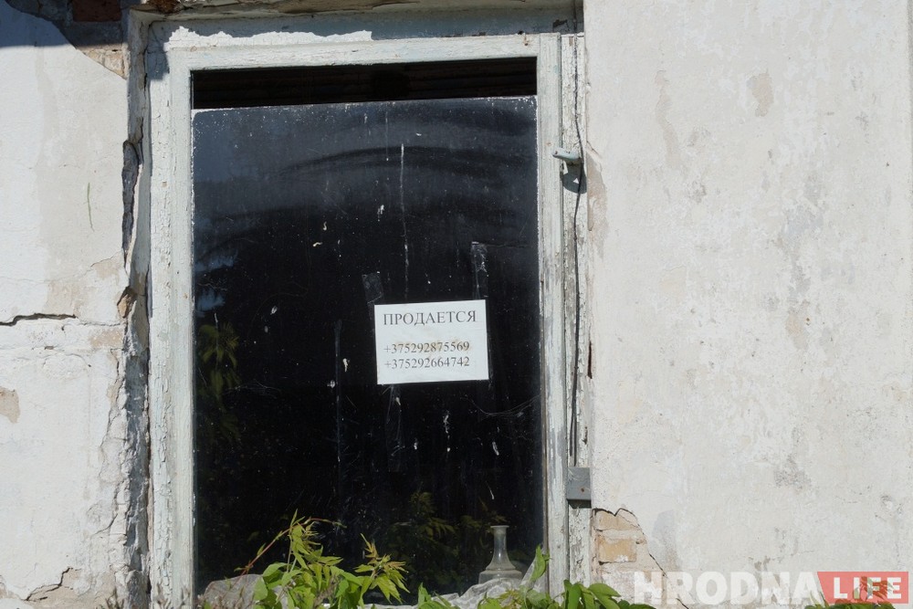 Спадчына, якую руйнуюць мясцовыя. Як знікае самае прыгожае мястэчка на Гродзеншчыне