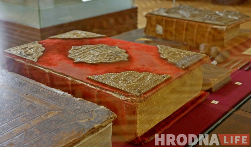 Інкунабулы, палеатыпы і іншыя калепіны ў “Таямніцах старых пераплётаў”. Не прапусці, каб не застацца невучам!