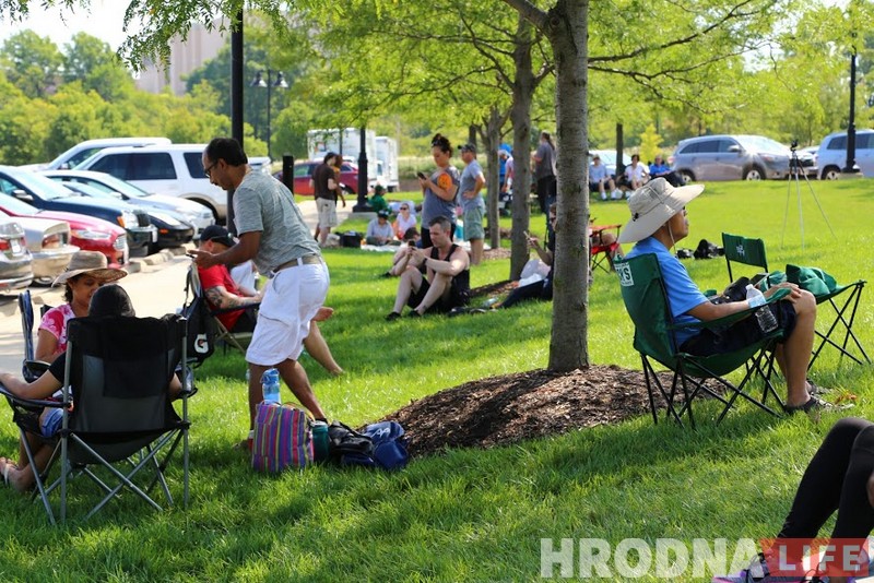 "Пярсцёнак з дыямантам". Гродзенка сфатаграфавала "вялікае амерыканскае зацьменне"