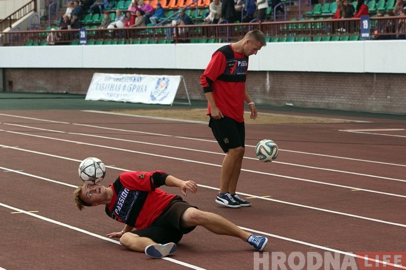 Зоркі эстрады ў Гродне згулялі ўнічыю з камандай Мечыслава Гоя Зоркі эстрады ў Гродне згулялі ўнічыю з камандай Мечыслава Гоя