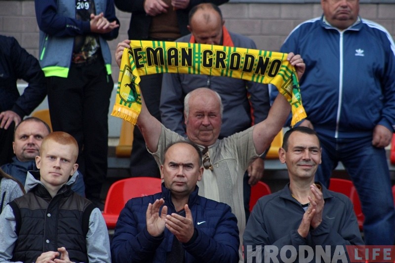 Гродзенскія футбалісты другі матч запар прайграюць. На гэты раз "Тарпеда-БелАЗ" Гродзенскія футбалісты другі матч запар прайграюць. На гэты раз "Тарпеда-БелАЗ"