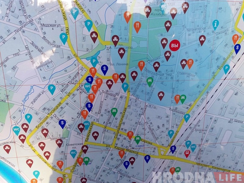 На Ажэшкі ўсталявалі пробны інфармацыйны стэнд для турыстаў На Ажэшкі ўсталявалі пробны інфармацыйны стэнд для турыстаў