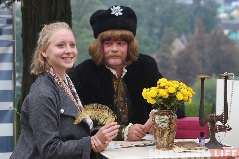 Ад самаробных кніг да друкарскага станка: у Гродне ўпершыню прайшоў фестываль кнігі Ад самаробных кніг да друкарскага станка: у Гродне ўпершыню прайшоў фестываль кнігі