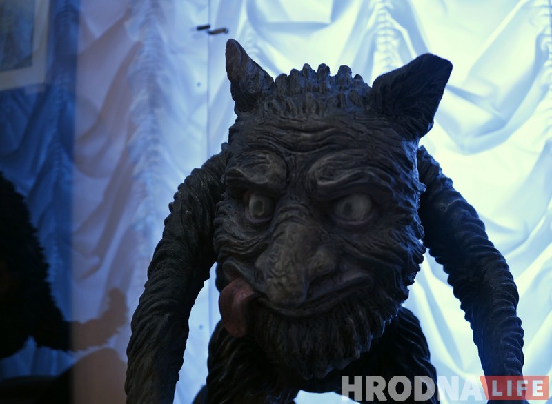 Злыдни vs домовых. Выбери, на чьей стороне ты, посетив выставу "Старые герои – новый мир. Герои беларусских сказок, мифов и легенд"