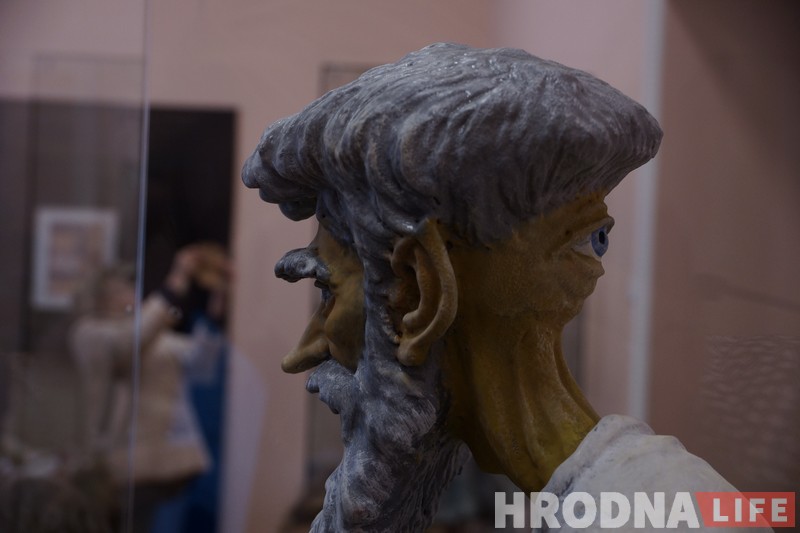 Злыдни vs домовых. Выбери, на чьей стороне ты, посетив выставу "Старые герои – новый мир. Герои беларусских сказок, мифов и легенд"