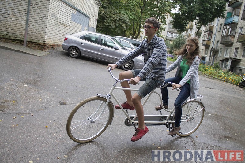 Тандэм, пені-фартынг і уніцыкл. У гродзенскай велакраме робяць незвычайныя ровары