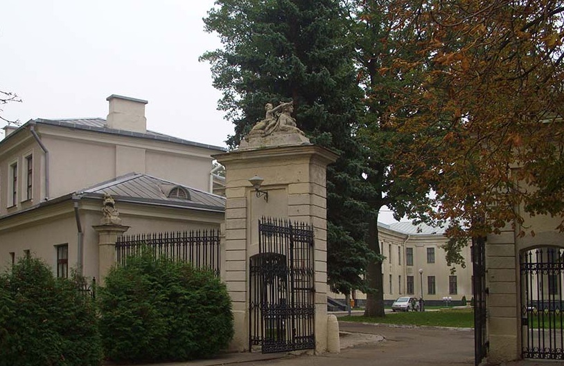 Ленін-фараон, сфінксы з замку і агонь з храму Весты. Дзе на вуліцах Гродна знайсці Егіпет, Рым і Вавілон