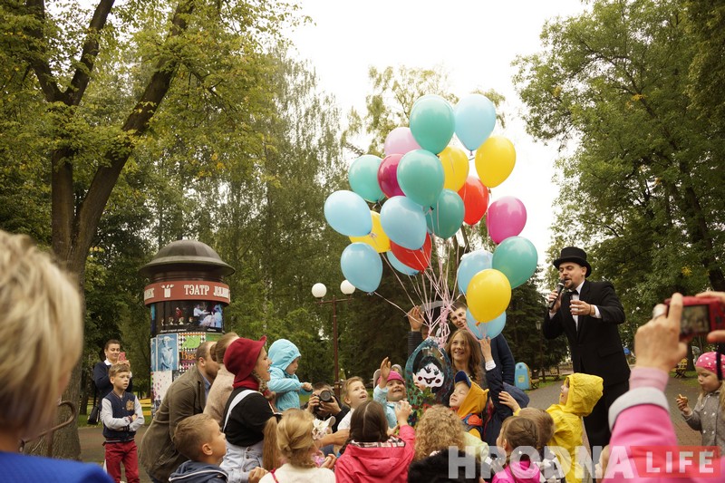 “Залаты ключык” адкрыў 37-ы сезон Тэатра лялек