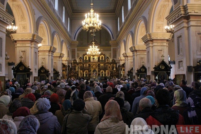 Праваслаўныя вернікі Гродна адзначаюць Пакровы і 110-годдзе з Дня асвячэння Свята-Пакроўскага сабору Праваслаўныя вернікі Гродна адзначаюць Пакровы і 110-годдзе з Дня асвячэння Свята-Пакроўскага сабору