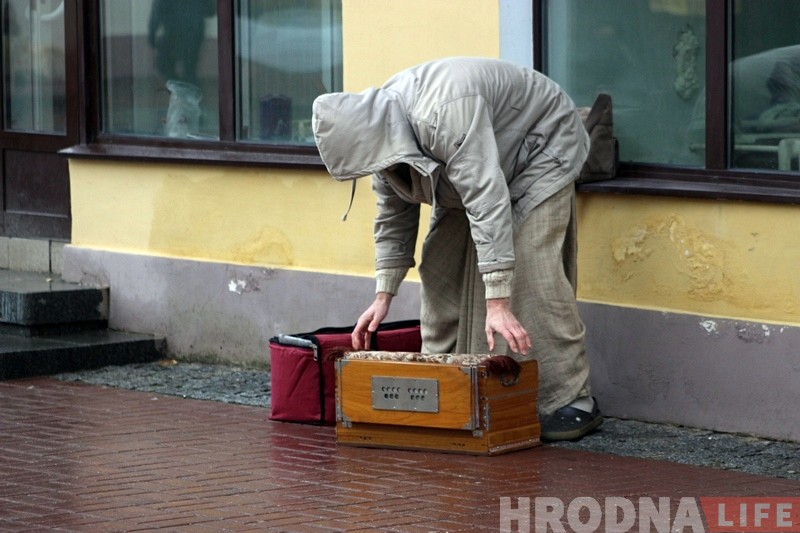 «О, Пітамбара, Харэ Крышна, прывітанне». Хто гэты крышнаіт на Савецкай? «О, Пітамбара, Харэ Крышна, прывітанне». Хто гэты крышнаіт на Савецкай?