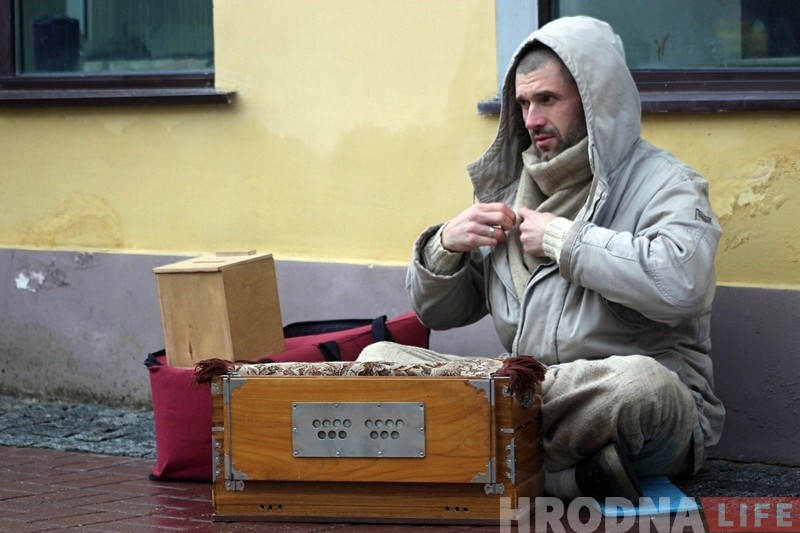 «О, Пітамбара, Харэ Крышна, прывітанне». Хто гэты крышнаіт на Савецкай? «О, Пітамбара, Харэ Крышна, прывітанне». Хто гэты крышнаіт на Савецкай?