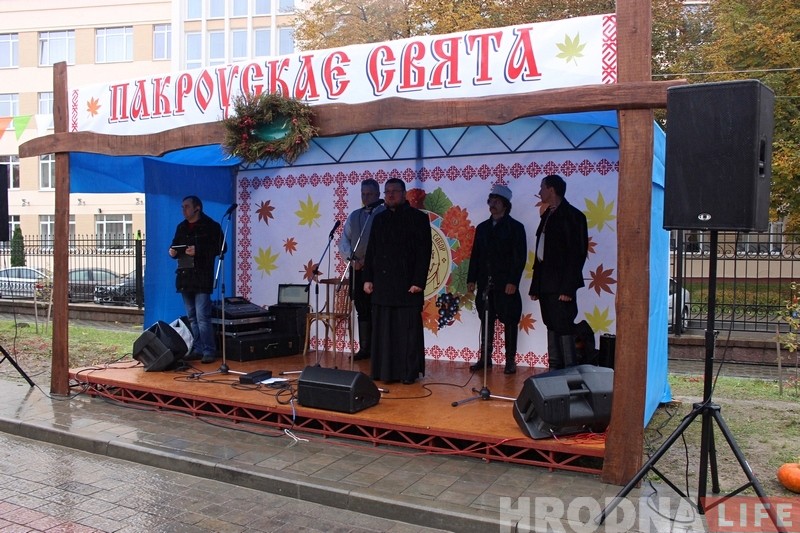 Праваслаўныя вернікі Гродна адзначаюць Пакровы і 110-годдзе з Дня асвячэння Свята-Пакроўскага сабору Праваслаўныя вернікі Гродна адзначаюць Пакровы і 110-годдзе з Дня асвячэння Свята-Пакроўскага сабору
