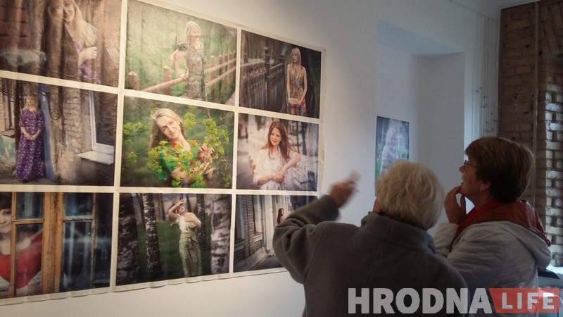 “На ўласнай скуры” адчулі жаночую гісторыю і расказалі праз фота