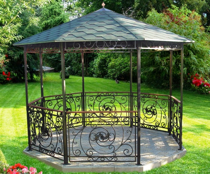 Аллея скамеек появится в сквере на улице Лермонтова