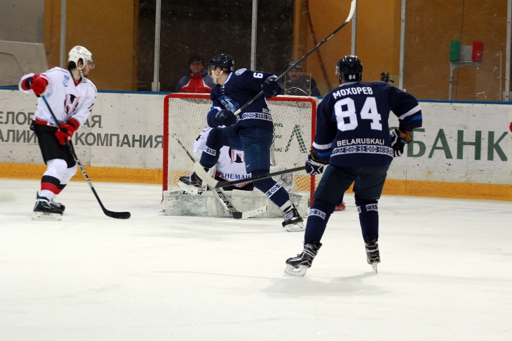 Шостая запар: З буйным лікам "Нёман" абыграў у Маладзечне мясцовае "Дынама" Шостая запар: З буйным лікам "Нёман" абыграў у Маладзечне мясцовае "Дынама"