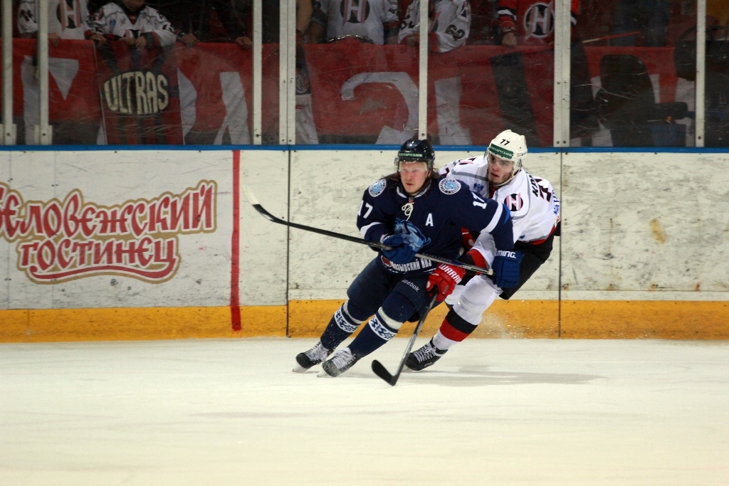 Шостая запар: З буйным лікам "Нёман" абыграў у Маладзечне мясцовае "Дынама" Шостая запар: З буйным лікам "Нёман" абыграў у Маладзечне мясцовае "Дынама"