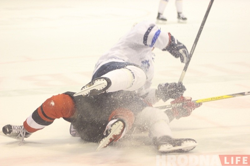 "Нёман" у Гродне паказаў добрую гульню і абыграў "Дынама-Маладзечна"